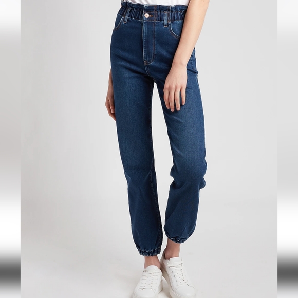 Express Denim - Express Super High Waisted Jogger Jeans size 0S Short